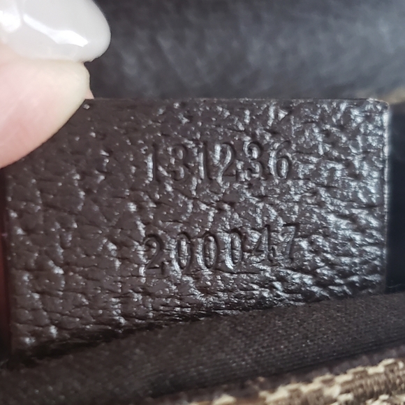 4️⃣2️⃣5️⃣Gucci Authentic belt bag w/ dustbag - Picture 4 of 15